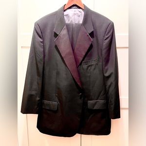 Dario Di Napoli Tuxedo